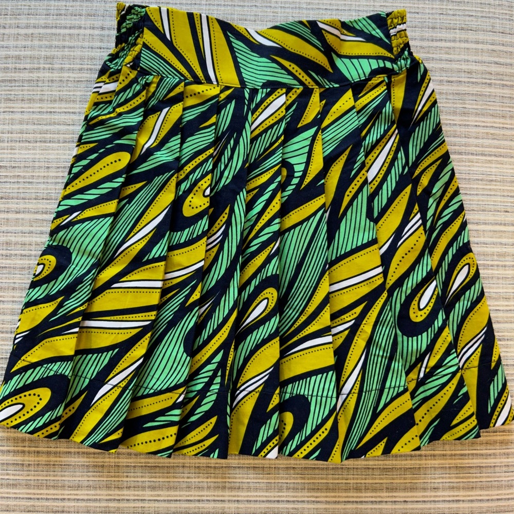 African Print Pleated Mini Skirt. Waist 28” Length 22”